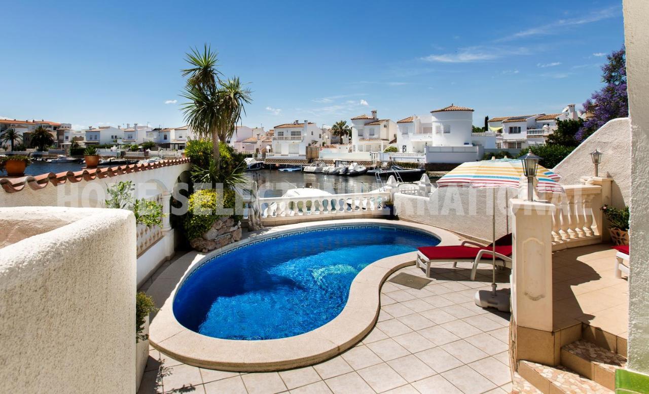 2009 Casa San Maurici Con Piscina By Homeselectspain เอมปูเรียบราบา ห้อง รูปภาพ