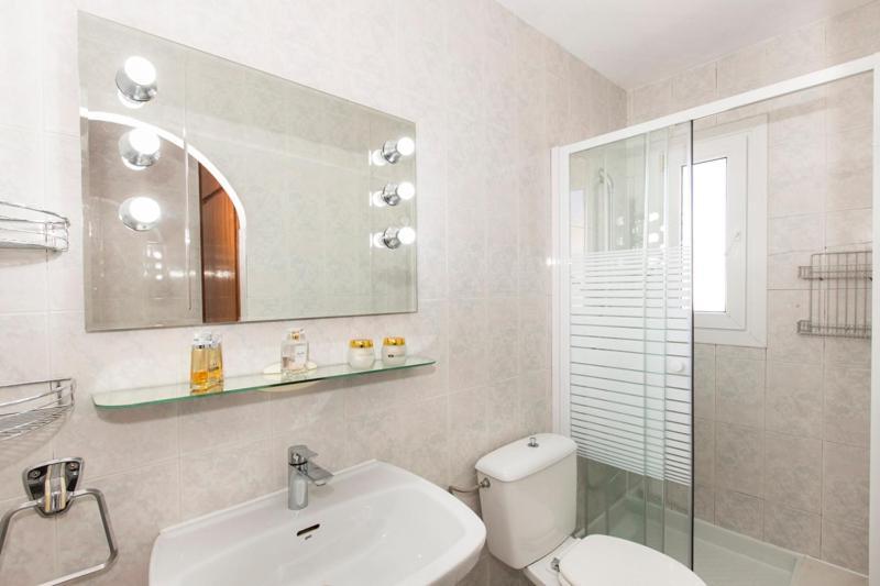 2009 Casa San Maurici Con Piscina By Homeselectspain เอมปูเรียบราบา ภายนอก รูปภาพ